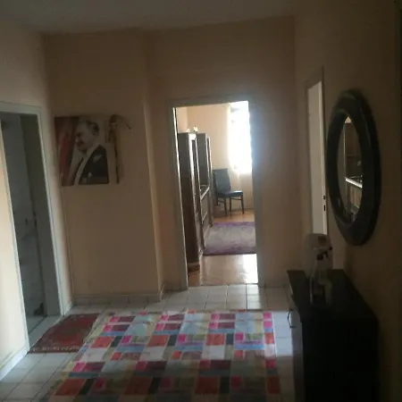 Grand Temel Apart Genis Aile Evi Διαμέρισμα Αττάλεια